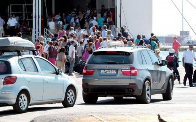 Aύξηση 20% στις κρατήσεις των ακτοπλοϊκών εισιτηρίων