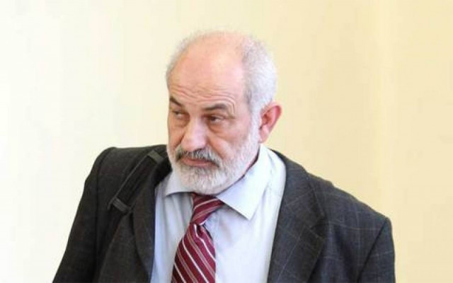 Έκρηξη στο σπίτι του Γιάννη Σμπώκου στην Κηφισιά (pics)