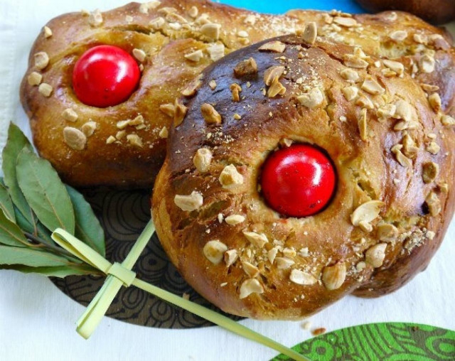 Η καλύτερη συνταγή για πασχαλινό τσουρέκι!