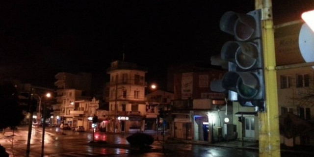 Ξάνθη: Μόνο για λίγες ώρες δούλεψαν τα φανάρια!