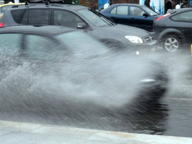 Με κακοκαιρία η έξοδος των εκδρομέων για το Πάσχα