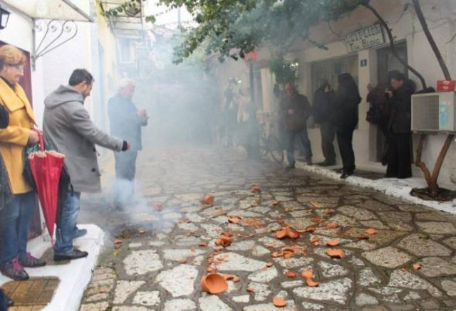Πρέβεζα: Έτσι γιορτάστηκε η πρώτη Ανάσταση (photos-vid)
