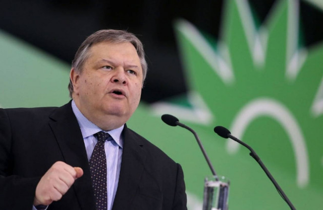 Die Presse: «Τελευταία ευκαιρία για τους Έλληνες Σοσιαλιστές»