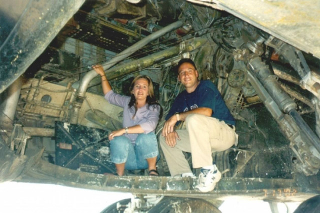 Ταξίδεψε στους τροχούς του αεροπλάνου και επέζησε!