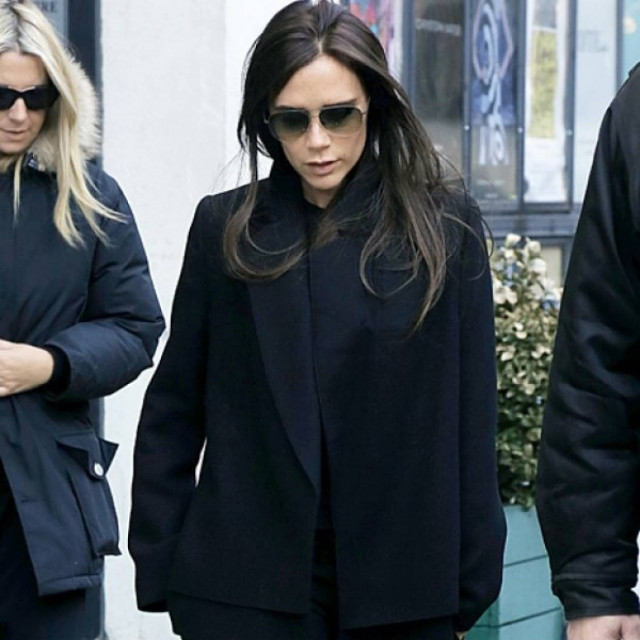 Beckham: Ο δερματολόγος της αποκαλύπτει πώς κρατάει νεανικό το πρόσωπό