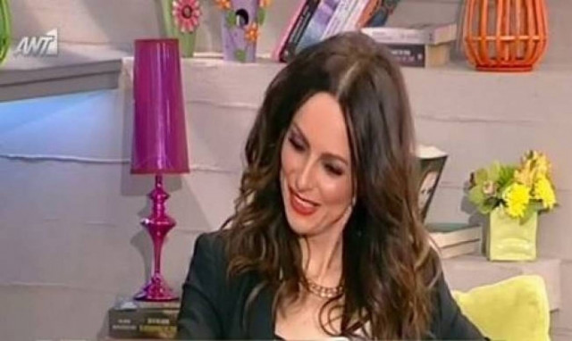 Μπέτυ Μαγγίρα: Το προξενιό, ο Μάζης και το τρίτο παιδί