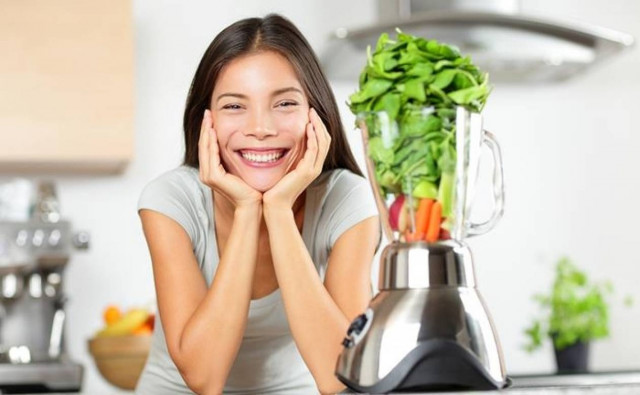 Τέσσερις εύκολοι τρόποι για καθημερινή αποτοξίνωση