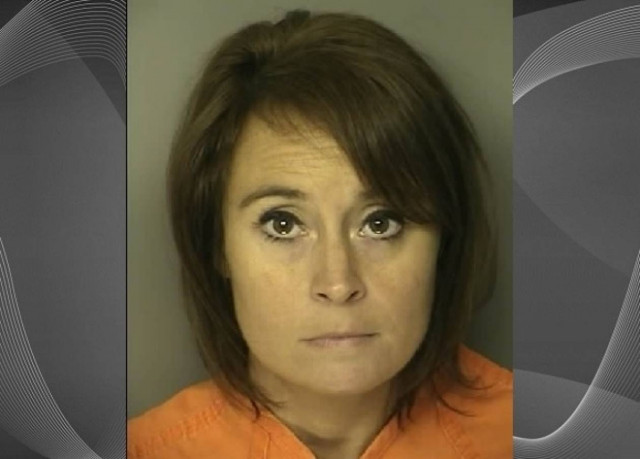 Κακοποίησε σεξουαλικά 14χρονο.... μαθητή της! (βίντεο)