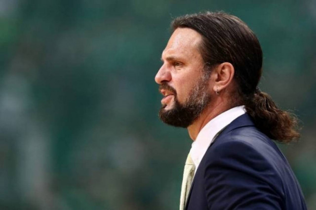 Αλβέρτης: «Θέλουμε το 2-2 με τον κόσμο μας»