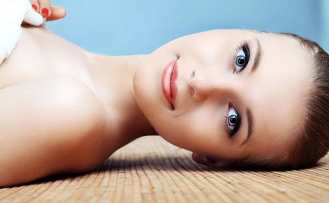 Έξι λύσεις για τα σπυράκια σε κάθε ηλικία