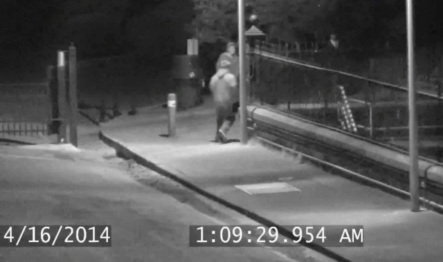 Ούρησε καταστρέφοντας 38 εκατ. γαλόνια πόσιμου νερού! (video)