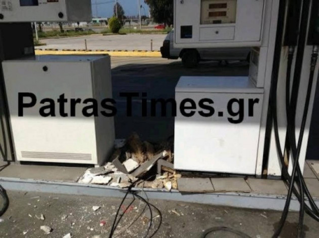 Πάτρα: Τους αιφνιδίασαν – Ξήλωσαν όλο το μηχάνημα πώλησης βενζίνης
