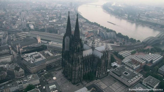 Spiegel: Οι Ελληνες μεταναστές στη Γερμανία