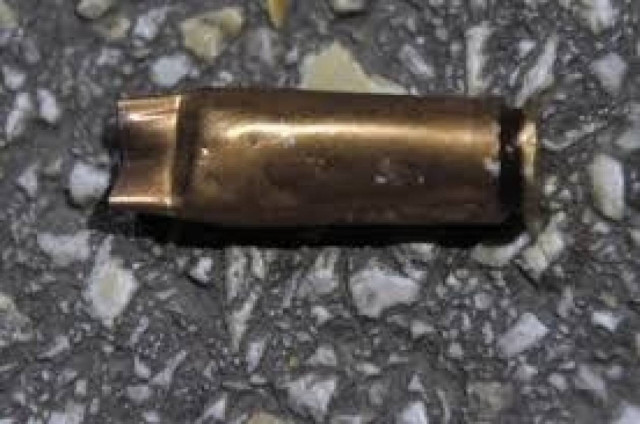 Παραλίγο τραγωδία: Σφαίρα καρφώθηκε σε παιδικό δωμάτιο