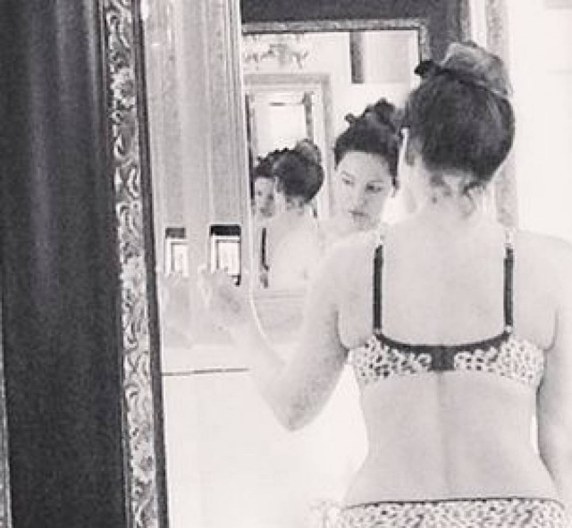 Η σέξι selfie που ανέβασε το μοντέλο προκάλεσε πανικό στο διαδίκτυο