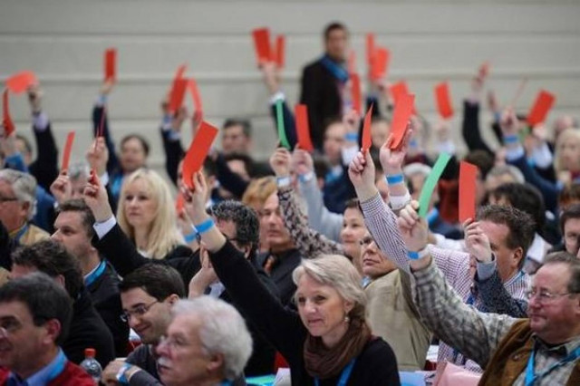 Γερμανία: Κατατίθεται ψήφισμα εναντίον νέας βοήθειας στην Ελλάδα