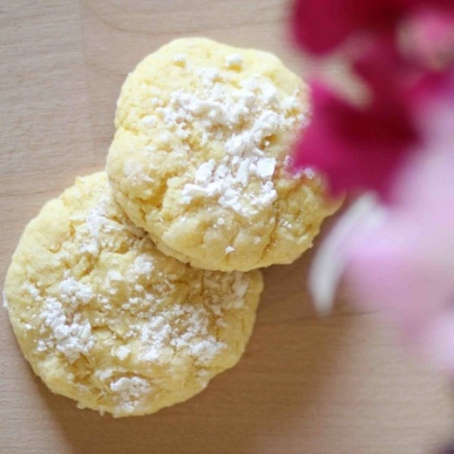 Μαλακά, βουτυρένια μπισκοτάκια με τυρί κρέμα έτοιμα σε 2 βήματα