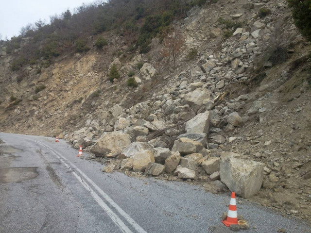 Έργα για τις κατολισθήσεις στην εθνική οδό Αντίρριου–Ιωαννίνων