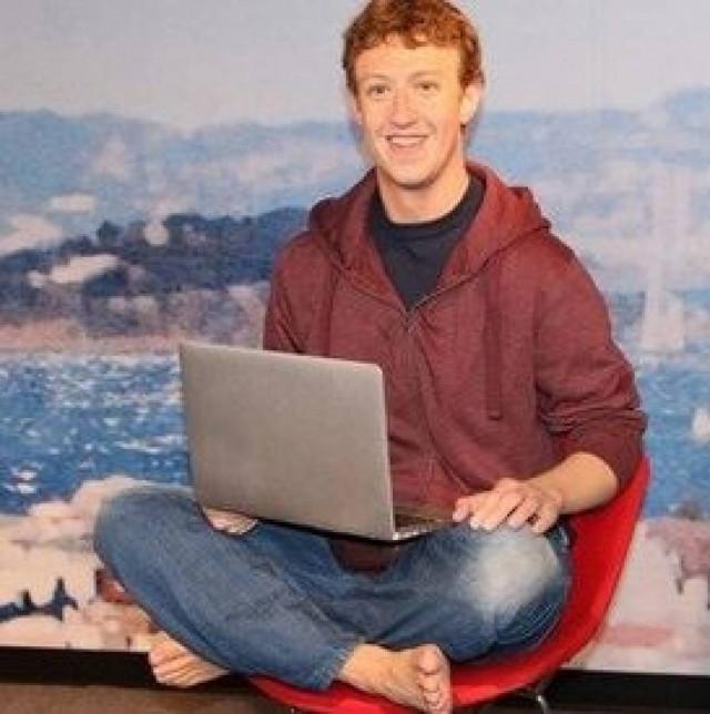 Ο Ζούκερμπεργκ... κέρωσε