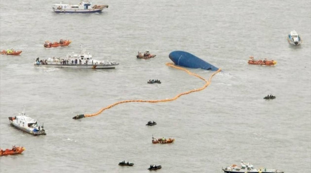 Ν. Κορέα: Κούρσα με το χρόνο για να περισυλλέξουν τα πτώματα