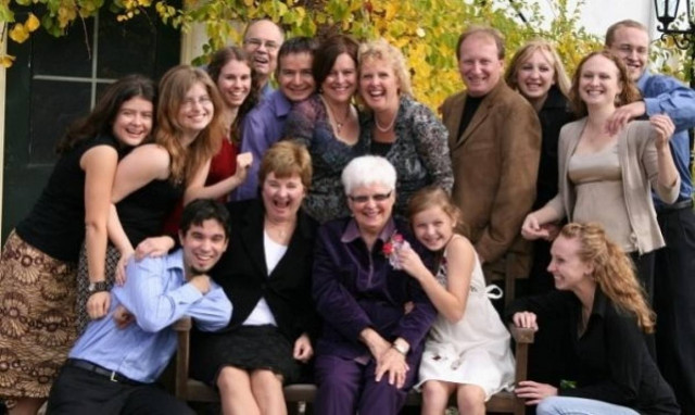 Σημάδια που δείχνουν πως μεγάλωσες σε ελληνική παραδοσιακή οικογένεια