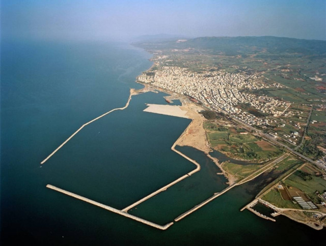 Σε εφιάλτη εξελίχθηκε η βόλτα για δύο παιδιά στο λιμάνι της Αλεξ/πολης