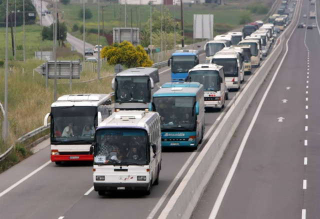Στην κυκλοφορία τα διόδια Αφιδνών - Πέρασαν και τα τελευταία πούλμαν