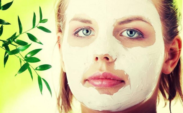 Τέλεια απολέπιση προσώπου με σπιτικά υλικά