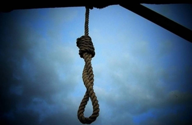 Πάτρα: Ηλικιωμένος κρεμάστηκε στην αυλή του σπιτιού του