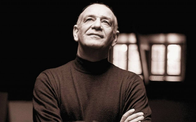 Σάρωσε το αφιέρωμα στο Δημήτρη Μητροπάνο