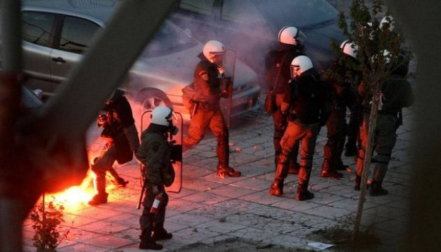 Στον Εισαγγελέα οι 51 συλληφθέντες από τον αγώνα ΠΑΟΚ-ΠΑΟ