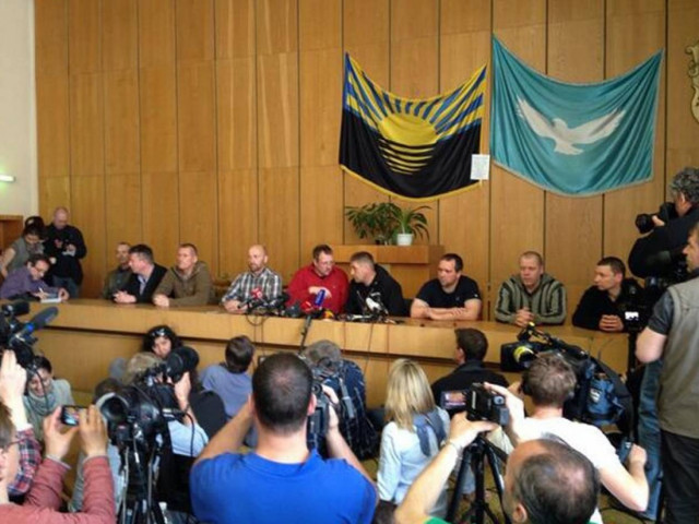 Ο ΟΑΣΕ στέλνει διαπραγματευτές για να σώσουν τους δήθεν παρατηρητές