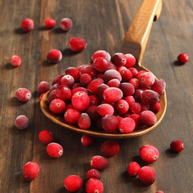 Φτιάξτο μόνη σου: Απαλό προϊόν καθαρισμού με cranberries!