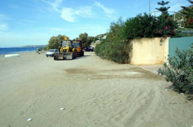 Shame! Legitimize illegal buildings within the foreshore