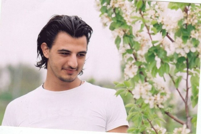 Χαλκιδική: Welcome party... καλοκαιριού σε μπιτς μπαρ την Πρωτομαγιά