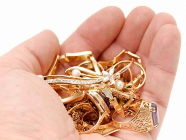 Σέρρες: Την φιλοξενούσαν σπίτι κι εκείνη τους έκλεψε κοσμήματα