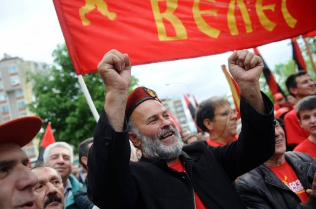 Στις κάλπες οι Σκοπιανοί