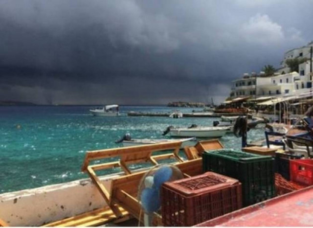 Tornado in Crete (vid)