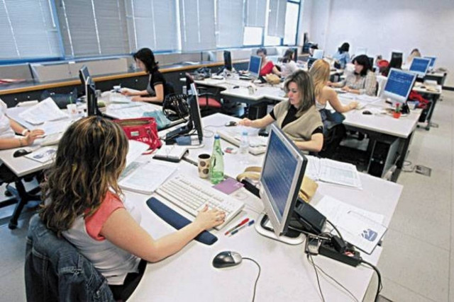 Παράταση στην αξιολόγηση των δημοσίων υπαλλήλων λόγω εκλογών