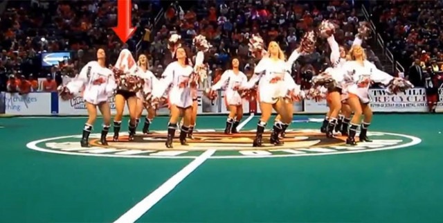 Βίντεο: Θα δακρύσετε από τα γέλια - Τα καλύτερα FAILS του μήνα!