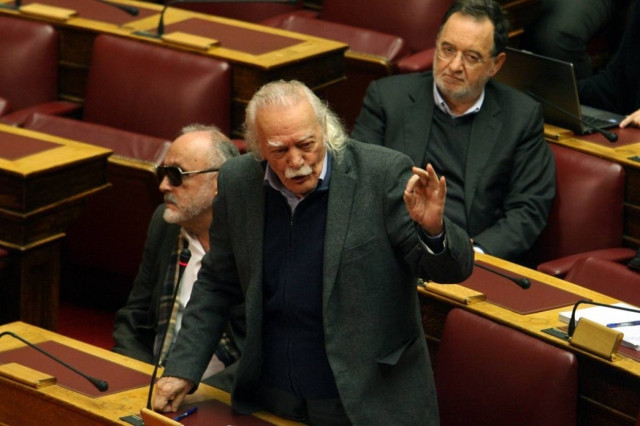 Αιχμές ανάμεσα σε Γλέζο και βουλευτές της ΝΔ για τις αποζημιώσεις