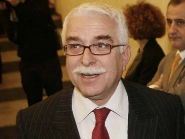 «Οργώνει» τα χωριά της Στερεάς ο Θαν. Γιαννόπουλος