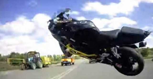 Απογείωση...κυριολεκτικά (Video)