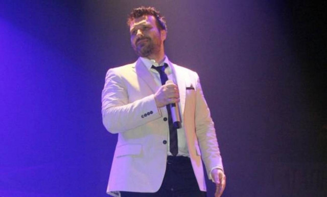 Γιάννης Πλούταρχος: Μετά την πρεμιέρα, βόλτα με την οικογένειά του