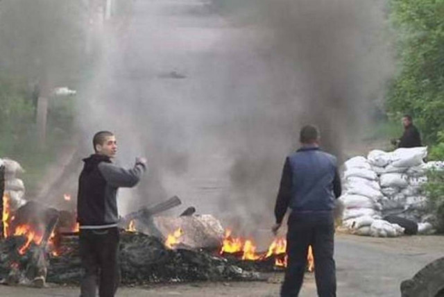 Ουκρανία: Φιλορώσοι συνέλαβαν και κράτησαν δημοσιογράφους