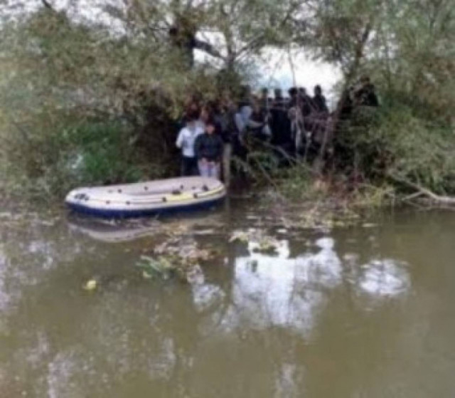 Έβρος: 40 λαθρομετανάστες εγκλωβίσθηκαν σε νησίδα