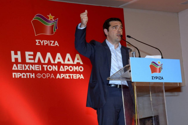 Τσίπρας: Ο Σαμαράς κρύβεται πίσω από τις κουρτίνες του Μαξίμου