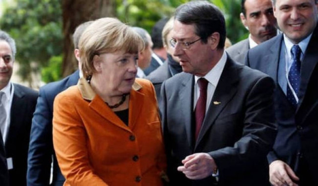 Μέρκελ-Aναστασιάδης: Ενεργότερο ρόλο της ΕΕ στο Κυπριακό