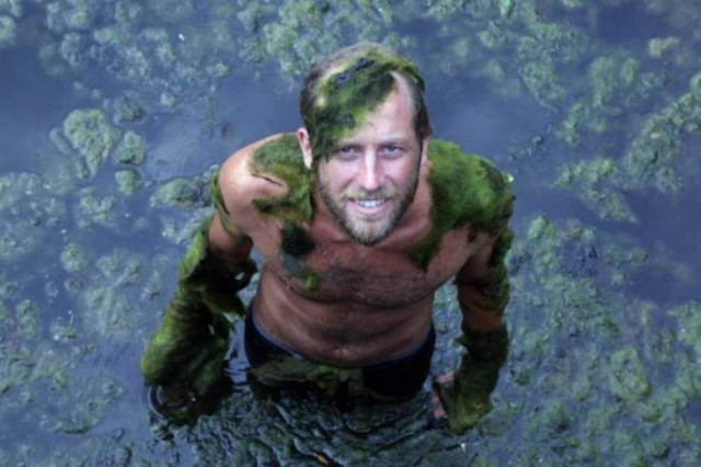 Έχει να κάνει μπάνιο ένα χρόνο και δέχεται προτάσεις γάμου!