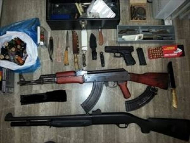 Έφοδος σε πέντε «οπλοστάσια» στη Κρήτη